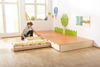 Podium met uittrekbaar bed
