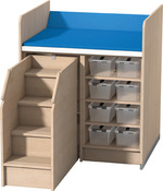 Commode met 3 planken en opstaphulp