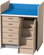 Commode met 5 laden en opstaphulp