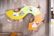 Derde-Cirkeltafel Met Losse Poten Metaal Grijs Met Glijder