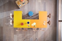 Hoektafel Met Losse Poten Metaal Grijs Met Glijder