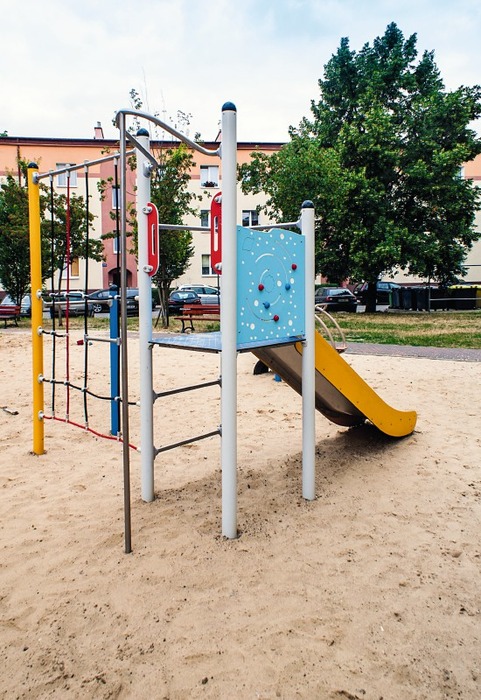 Speeltoestel - Active - Glijbaantoren Met Klimnet