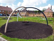 Schommel - tripod - nest