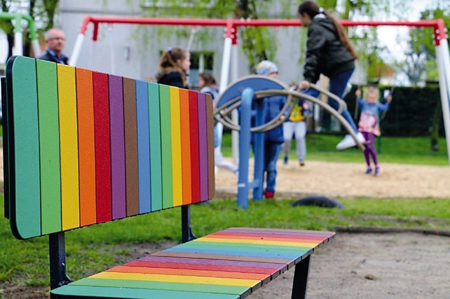 Outdoor Meubilair - Urbaniq - Regenboog - Zitbank Met Rugleuning