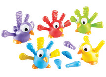 Spel - Learning Resources Fine Motor Peacock Pals - per spel
