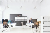 Houten Locker Met Papiergleuf