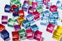 ONTDEKTAFEL - LICHTTAFEL - ACCESSOIRES - TRANSPARANTE KUBUSSEN - SET VAN 64