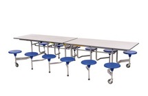 AFM. OPENSTAAND: L:300CM B:132CM TAFELHOOGTE 61CM-ZITH. 33CM
TAFELBLAD: - 20 MM DIK WAARVAN 18 MM MDF-PLAAT
EN 2MM KRASBESTENDIG HOOGWAARDIG PLASTIC LAMINAAT.
- VEILIGE AFGERONDE HOEKEN - STANDAARDKLEUR: CLOUD NEBULA
- SCHOK- EN STOOTBESTENDIGE LICHTGRIJZE ABS KUNSTSTOF
AFBOORDING, DE AFBOORDING IS VOLLEDIG INGEGOTEN TER BESCHERMING
VAN TAFELBLAD EN UIT HYGIENISCHE OVERWEGINGEN.
ZITJES: ABS-KUNSTSTOF MET EEN DIAMETER VAN 330 MM (250 MM DIAM.
BIJ 16-ZITS VOOR KLEUTERS). STEVIG VERANKERD OP EEN STALEN STUEN
VOORZIEN VAN RUBBEREN VLOERBESCHERMERS.
STALEN ONDERSTEL: STALEN FRAME (2MM DIK STAAL) GRIJS GELAKT,
WIELEN: DE TAFEL IS VERRIJDBAAR EN VERPLAATSBAAR IN GESLOTEN POSITIE.
WIELEN: 100 MM DIAM. RUBBEREN WIELEN ZIJN VEILIG VOOR VLOEREN EN
LATEN GEEN SPOREN NA. IN OPEN POSITIE RUSTEN DE WIELEN
NIET OP DE VLOER ZODAT DE TAFEL VOLLEDIG STABIEL STAAT EN NIET KAN
VERPLAATST WORDEN. VEILIGHEID: VOLLEDIG AFGESLOTEN
VERGRENDELINGSSSYTEM TEGEN GEKLEMDE VINGERS. 100% VEILIG
DE TAFEL KAN OOK IN GESLOTEN POSITIE NIET KANTELEN
INSTALLATIE EN PLAATSING: 1 PERSOON/120 ZITPLAATSEN= 4 MINUTEN
GARANTIE: 15 JAAR