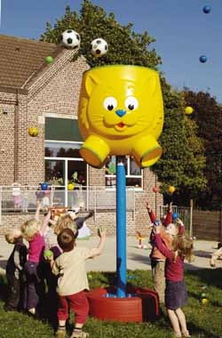 Ballenvanger Hondje-poesje, Met Band