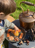Speelgoed - imitatievoeding - Yellow Door Sensory Play Stones Breads of the World - gebak - set van 8
