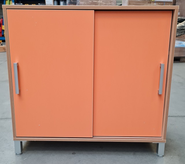 Lage Kast Met Schuifdeur - Oranje